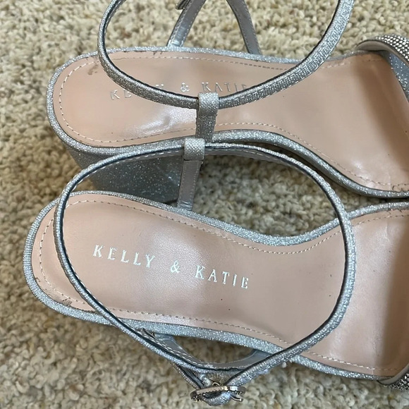 Kelly & Katie Bechella Sandal Size‎ 7.5 - Picture 10 of 11
